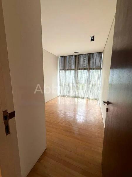 3 Bed Condo for Sale in  The Lincoln Modern - Image 2